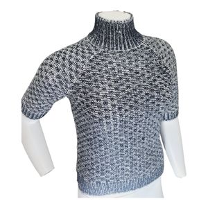 Victoria’s Secret Turtle Neck Short Sleeve Sweater - Size: XS